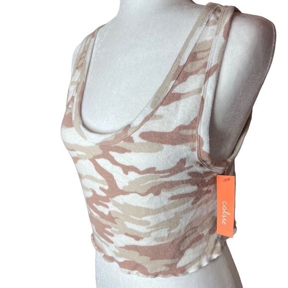NWT Colsie camo crop tank size medium - Picture 2 of 6